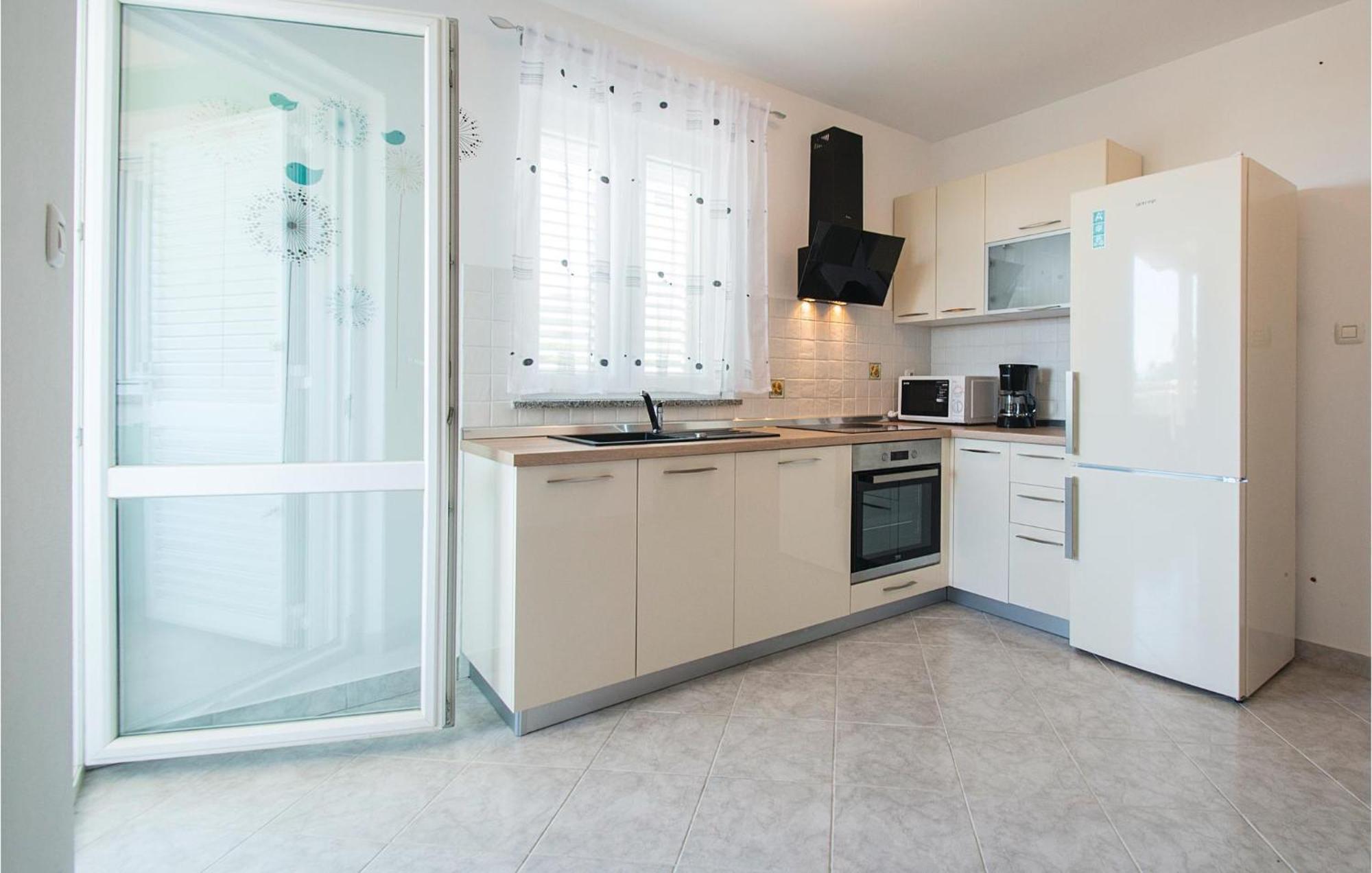 Amazing Apartment In Labin With House Sea View Eksteriør billede