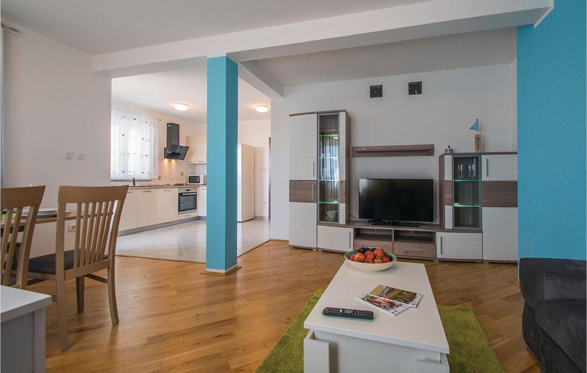 Amazing Apartment In Labin With House Sea View Eksteriør billede
